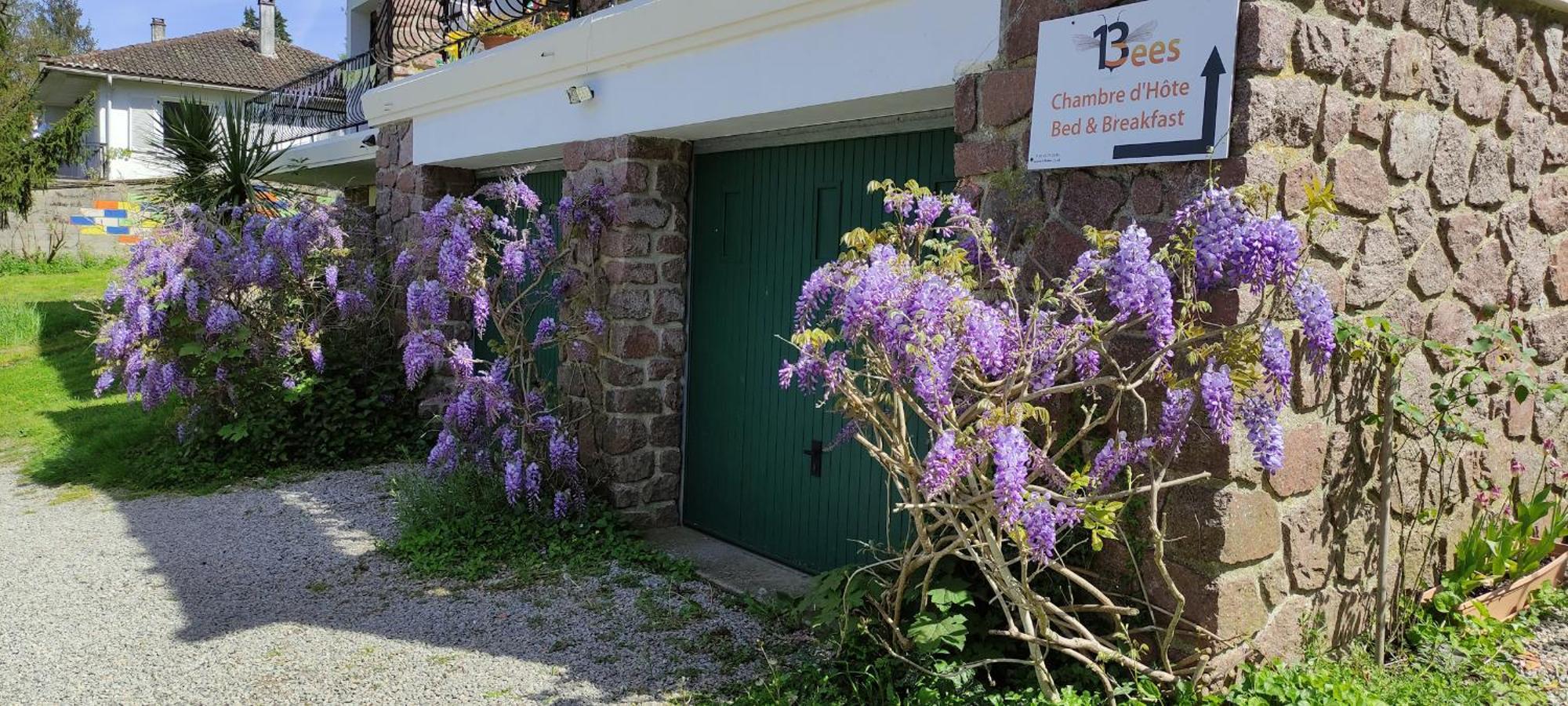 13 Bees Bed & Breakfast กงโฟลองส์ ภายนอก รูปภาพ