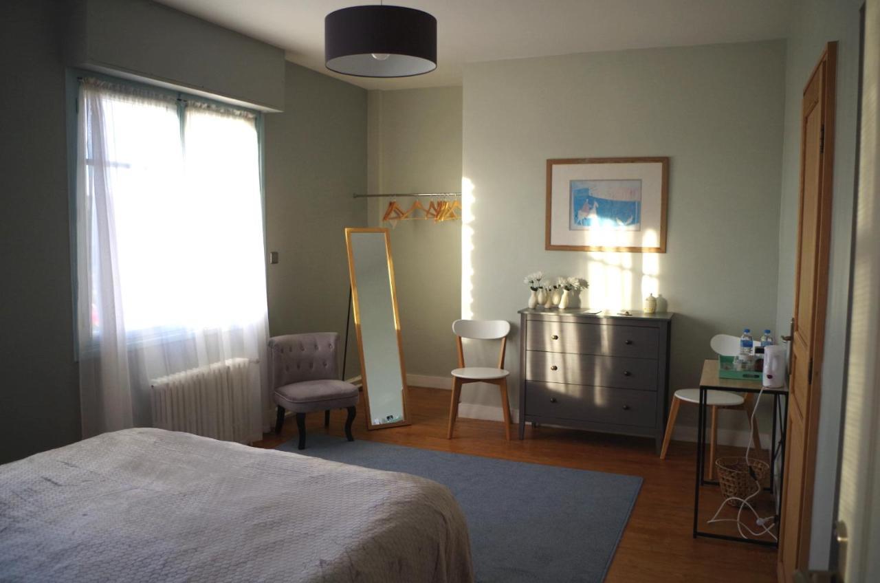 13 Bees Bed & Breakfast กงโฟลองส์ ภายนอก รูปภาพ