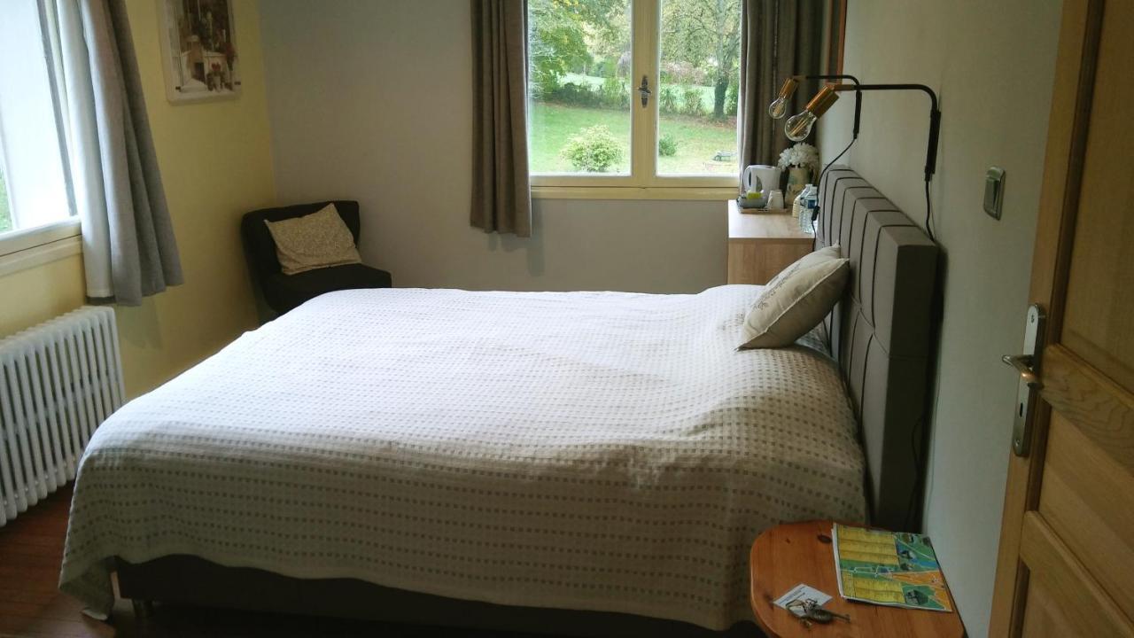 13 Bees Bed & Breakfast กงโฟลองส์ ภายนอก รูปภาพ